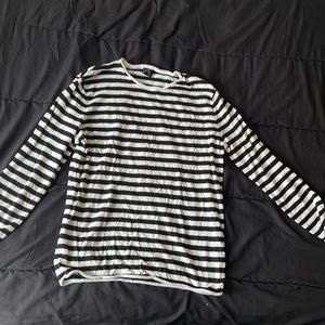 H&M Black and White Long Sleeves Shirt